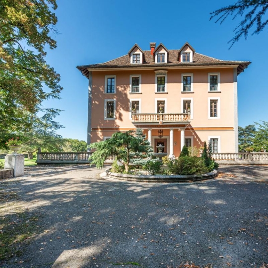 Annonces THONON : Maison / Villa | THONON-LES-BAINS (74200) | 993.00m2 | 4 600 000 € 