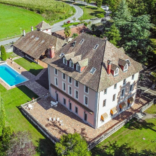  Annonces THONON : Maison / Villa | THONON-LES-BAINS (74200) | 993 m2 | 4 600 000 &euro; 