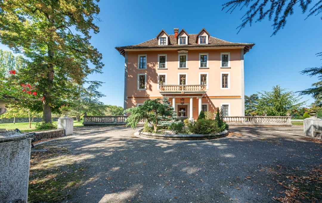 Annonces THONON : Maison / Villa | THONON-LES-BAINS (74200) | 993 m2 | 4 600 000 &euro; 